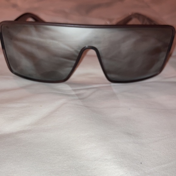 Over sized Women / Unisex sunglasses - Picture 4 of 6